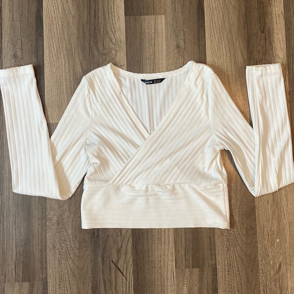 V neck crop top